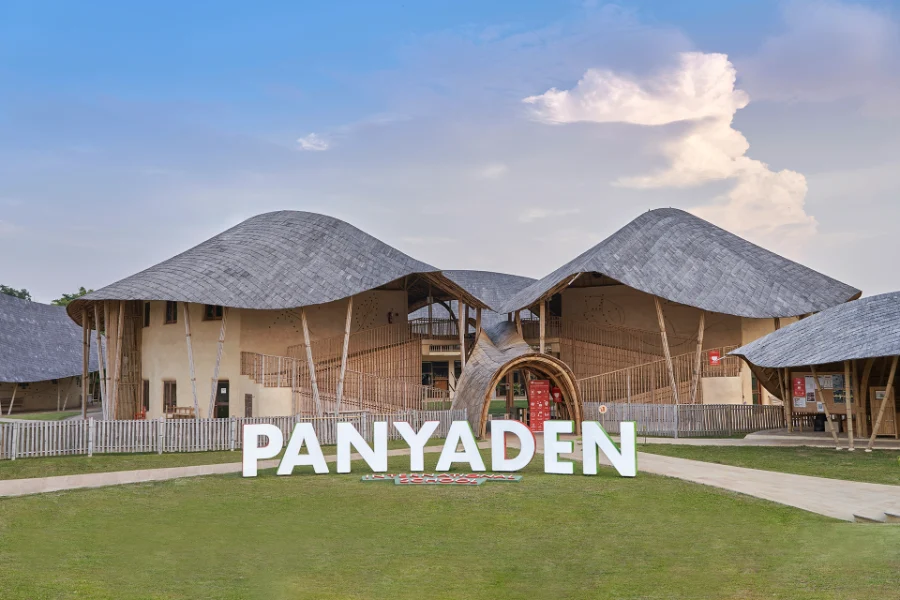 Panyaden International School exterior