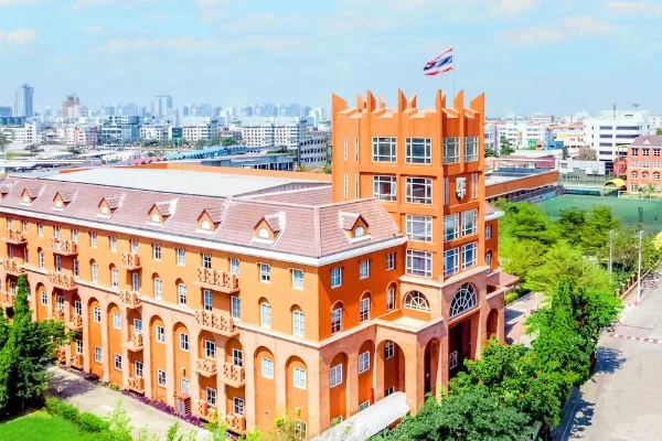 Regent's International School Bangkok exterior